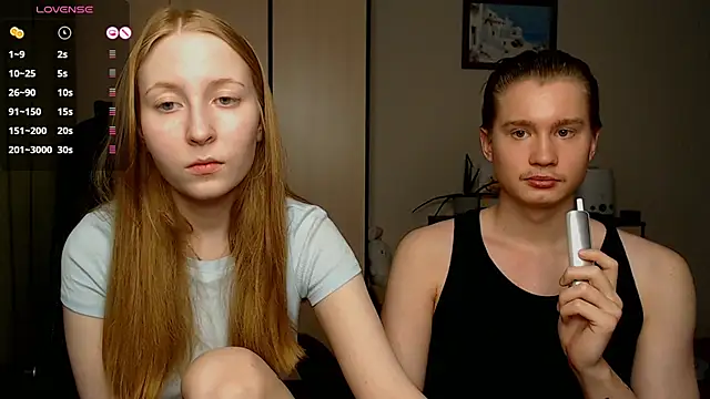 AliceStoneJhonyStone online show from February 26, 2025, 9:42 pm