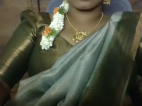 Sexy-Shalinii online show from June 3, 2026, 5:17 pm
