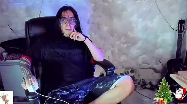 mikeysloan online show from December 30, 2024, 11:38 pm