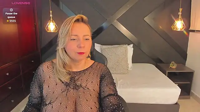 Snapshot of andre_soto_ chatting on January 18, 2026, 2:37 am andre soto online show from January 18, 2026, 2:37 am