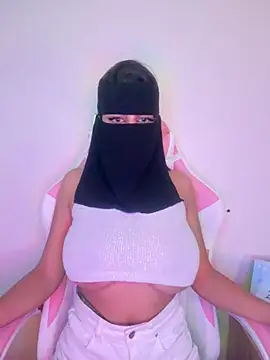 Snapshot of shanelle0 chatting on February 20, 2025, 1:57 am shanelle0 online show from February 20, 2025, 1:57 am