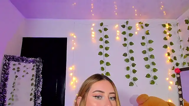 JanneKim online show from March 27, 2026, 1:23 pm