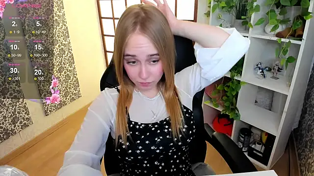 LianaBright online show from February 6, 2025, 3:59 am