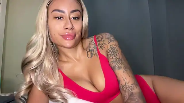 CoCo-Queen online show from May 21, 2026, 12:41 am