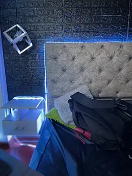 Paloma  LS online show from October 8, 2025, 6:52 pm