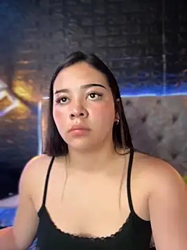 Paloma  LS online show from October 22, 2025, 7:13 pm