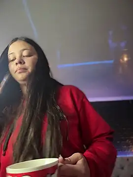 Paloma  LS online show from December 2, 2025, 6:53 pm