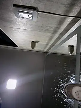 Paloma  LS online show from October 1, 2025, 6:01 pm