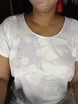 Snapshot of EeshaBhabi chatting on July 20, 2026, 2:19 pm EeshaBhabi online show from July 20, 2026, 2:19 pm