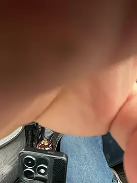 AlexGWoW online show from February 28, 2025, 7:37 am