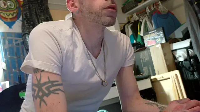 smokee parT903 online show from February 23, 2026, 5:41 am