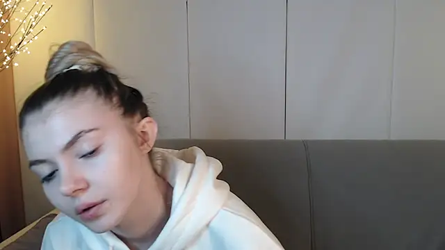 Snapshot of Ritaneer chatting on January 28, 2025, 10:34 am Ritaneer online show from January 28, 2025, 10:34 am