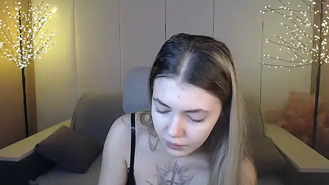 Snapshot of Ritaneer chatting on January 20, 2025, 9:13 am Ritaneer online show from January 20, 2025, 9:13 am