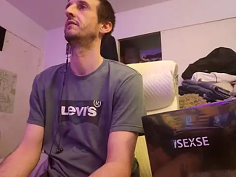 Snapshot of tjxviii chatting on March 1, 2026, 6:52 pm tjxviii online show from March 1, 2026, 6:52 pm