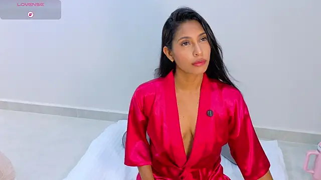 Anna risse online show from April 14, 2026, 5:12 am