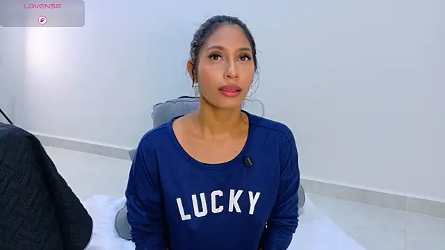 Anna risse online show from April 20, 2026, 5:21 am