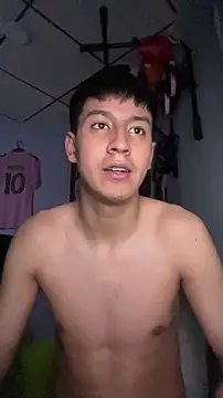 Stiven 017 online show from February 20, 2026, 4:53 am