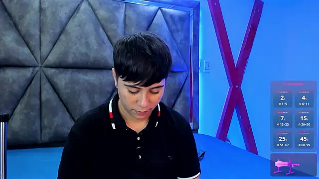 Snapshot of AbbySmiitth_ chatting on January 16, 2026, 11:20 pm AbbySmiitth online show from January 16, 2026, 11:20 pm