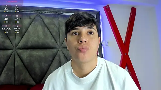 Snapshot of AbbySmiitth_ chatting on February 9, 2026, 11:03 pm AbbySmiitth online show from February 9, 2026, 11:03 pm