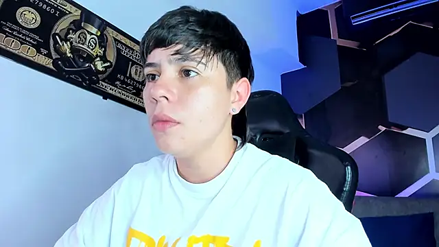 AbbySmiitth  online show from November 22, 2025, 12:04 pm