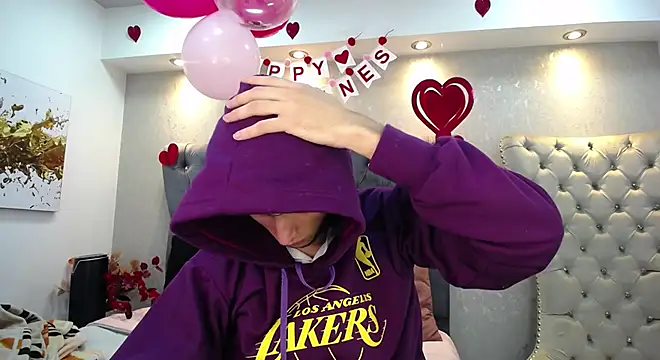 Snapshot of MrWilliseo chatting on February 15, 2025, 8:12 pm MrWilliseo online show from February 15, 2025, 8:12 pm