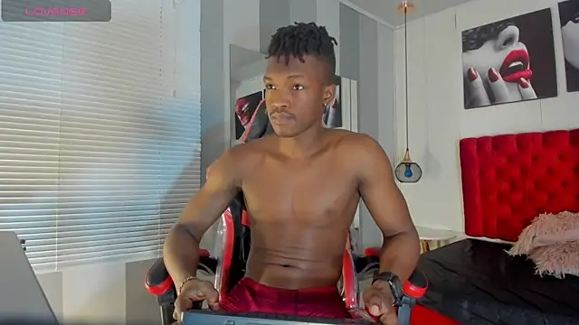 KENDER21  online show from March 18, 2025, 1:44 pm