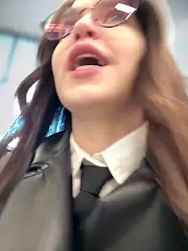 Snapshot of meow_girl chatting on February 1, 2026, 10:13 am meow girl online show from February 1, 2026, 10:13 am