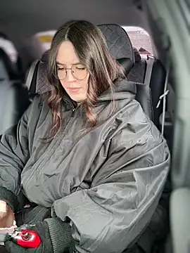 Snapshot of meow_girl chatting on February 4, 2026, 7:58 am meow girl online show from February 4, 2026, 7:58 am