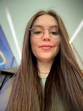 meow girl online show from April 12, 2026, 1:36 pm