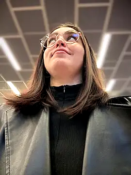 meow girl online show from October 4, 2025, 11:12 am