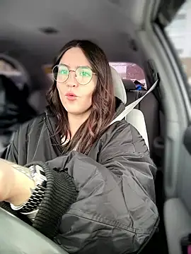 meow girl online show from January 11, 2026, 12:01 pm