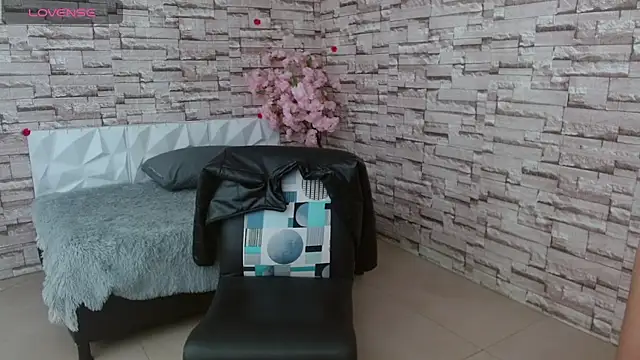 Snapshot of Vanse_lust chatting on March 22, 2025, 7:20 pm Vanse lust online show from March 22, 2025, 7:20 pm