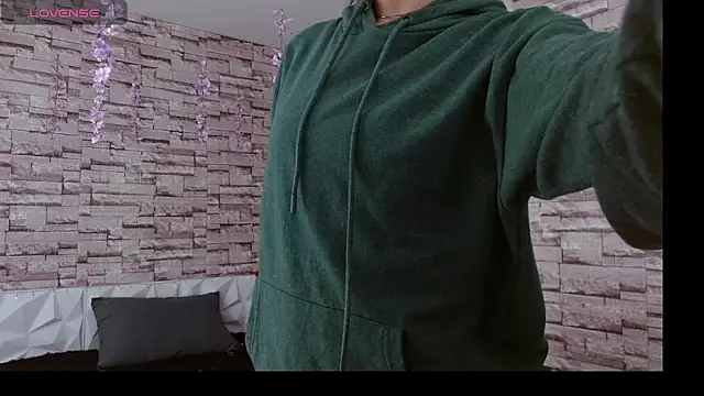 Snapshot of Vanse_lust chatting on September 17, 2025, 6:21 pm Vanse lust online show from September 17, 2025, 6:21 pm