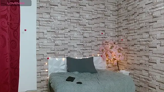 Snapshot of Vanse_lust chatting on February 13, 2025, 12:24 am Vanse lust online show from February 13, 2025, 12:24 am