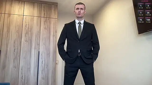 cute mark online show from March 5, 2026, 6:21 am