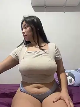 Snapshot of adry_moon666 chatting on November 28, 2025, 8:09 pm adry moon666 online show from November 28, 2025, 8:09 pm