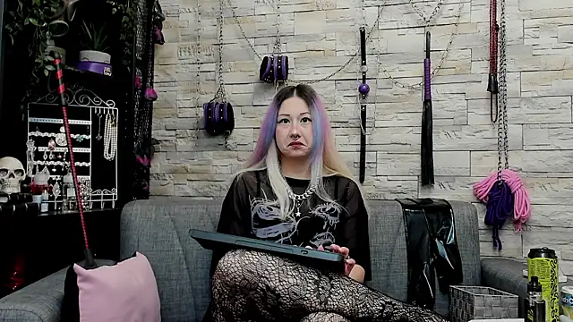 Snapshot of CruelMistress chatting on February 17, 2026, 1:25 am CruelMistress online show from February 17, 2026, 1:25 am