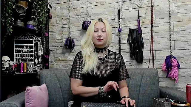 CruelMistress online show from October 9, 2025, 11:16 pm