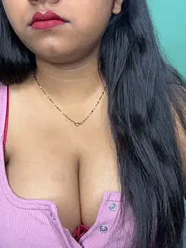 Snapshot of Ishaani_0 chatting on May 26, 2026, 7:45 pm Ishaani 0 online show from May 26, 2026, 7:45 pm