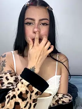 myeimmy 33 online show from January 6, 2026, 12:03 am