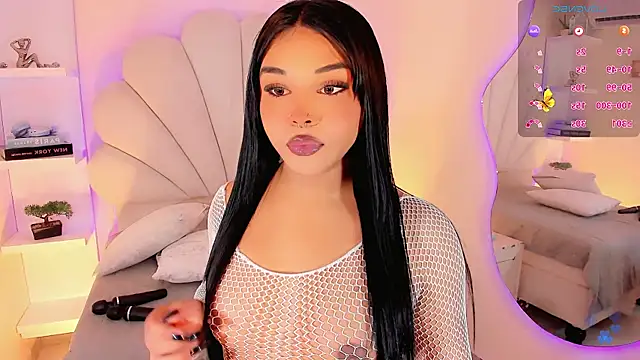 ValentinaMarinn online show from March 1, 2026, 9:15 pm