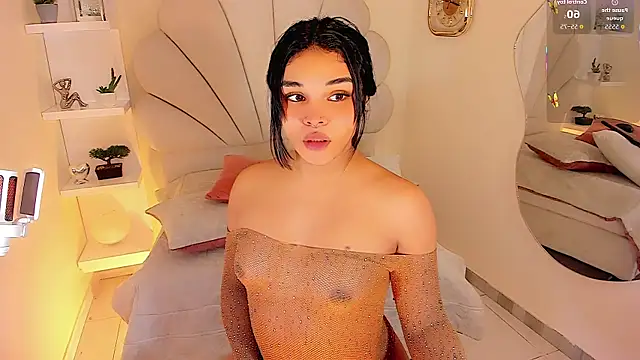 ValentinaMarinn online show from December 20, 2025, 9:06 pm