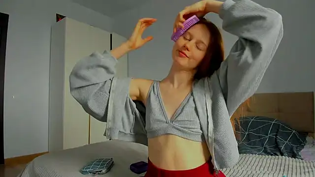 Snapshot of Fire_Luna chatting on March 19, 2025, 8:23 am Fire Luna online show from March 19, 2025, 8:23 am