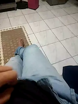 Snapshot of gatmoreno1 chatting on October 28, 2025, 9:14 pm gatmoreno1 online show from October 28, 2025, 9:14 pm