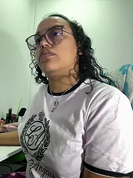 angela angels  online show from September 30, 2025, 2:39 am