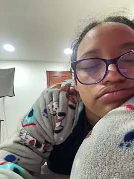 angela angels  online show from February 22, 2025, 12:18 pm