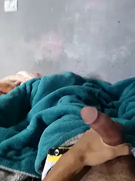 Juliano69xv online show from February 23, 2026, 11:33 am