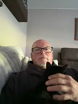 wildrocket02 online show from May 8, 2026, 12:42 pm