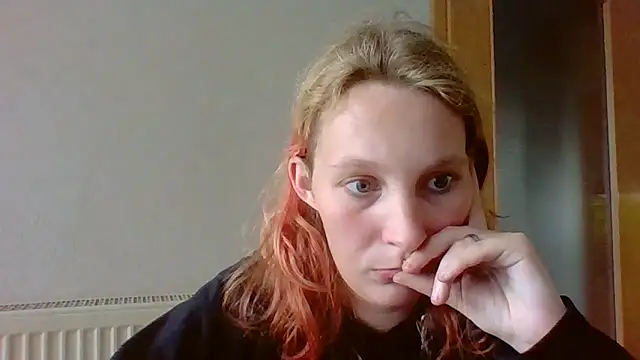 Snapshot of Bunnygirl3107 chatting on December 1, 2025, 1:23 pm Bunnygirl3107 online show from December 1, 2025, 1:23 pm