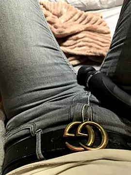 Ana-05 online show from November 27, 2025, 8:31 pm